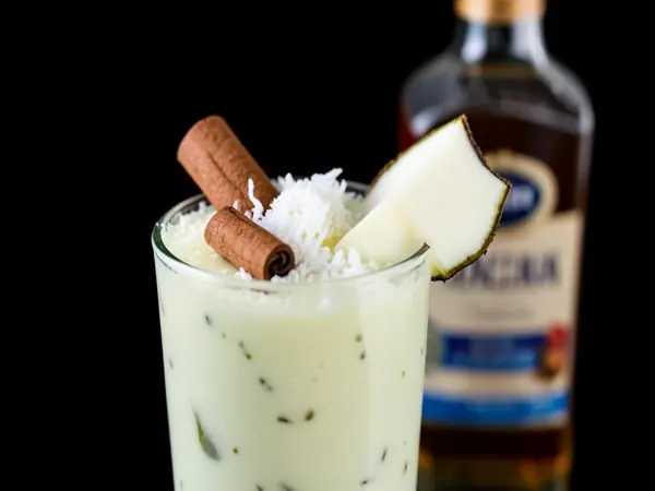 Batida de coco feita por Beatriz